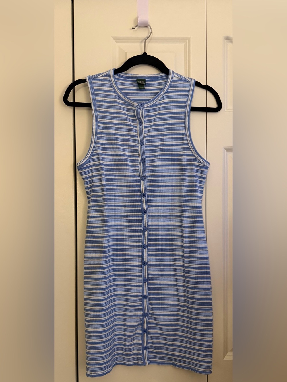 Wild Fable button-front ribbed striped dress. Size L.